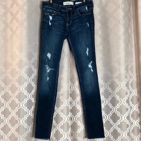 Blue Ripped Jeans - Picture 1 of 2